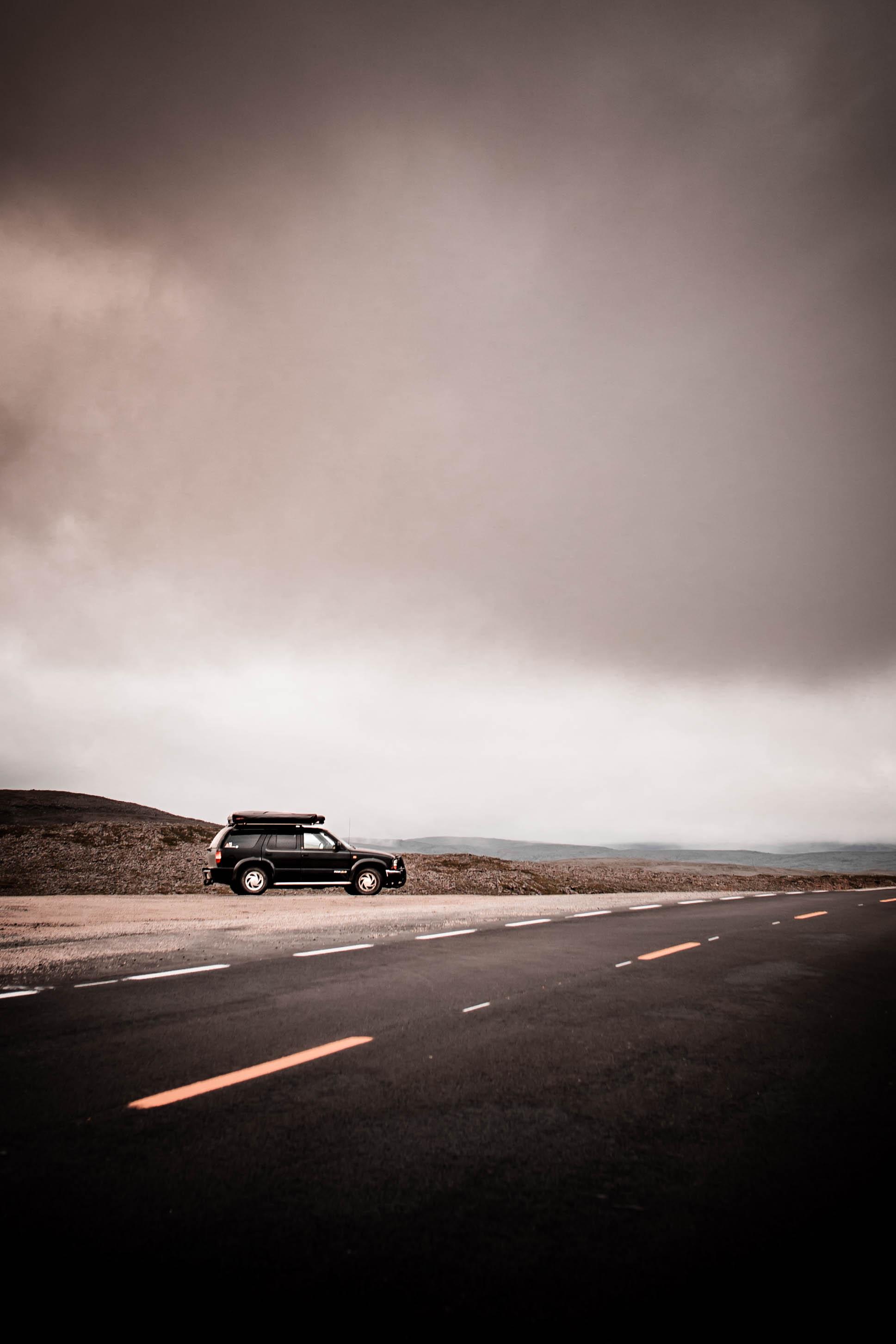 Resilience is built where comfort ends. Facing the open road in northern Norway – AppSec expert practicing real-world resilience.